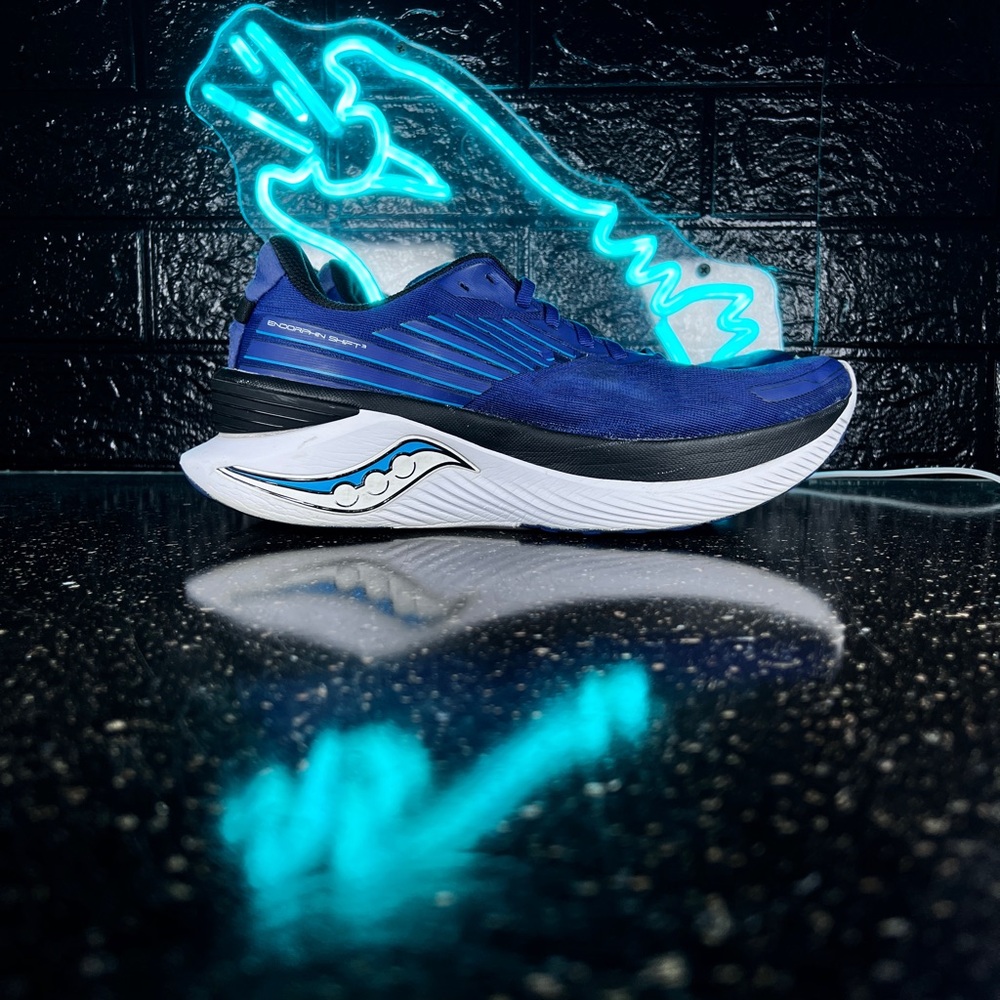 Saucony Endorphin Shift 3 Men’s Stability Walking Running Shoes Blue - 9